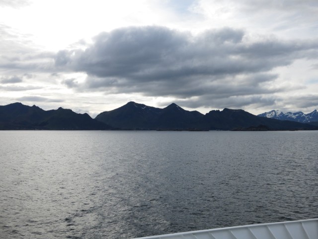 Hurtigruten_2015-06-20_18-40-1